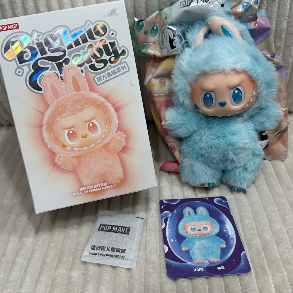HOPE - PopMart Big Into Energy Labubu. Blue. New.Box & bag opened to verify.